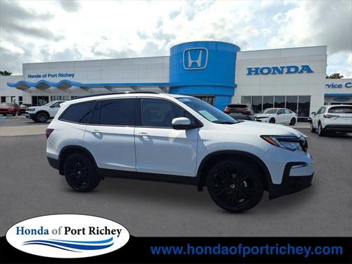 2022 Honda Pilot AWD Black Edition