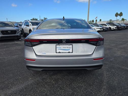 2025 Honda Accord Sport SE 1.5T