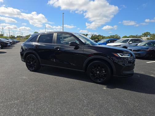 2023 Honda HR-V 2WD Sport