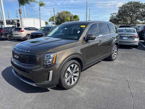 2022 Kia Telluride EX