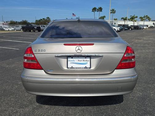 2004 Mercedes-Benz E-Class E 320