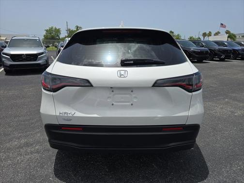 2023 Honda HR-V LX