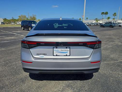 2024 Honda Accord LX 1.5T