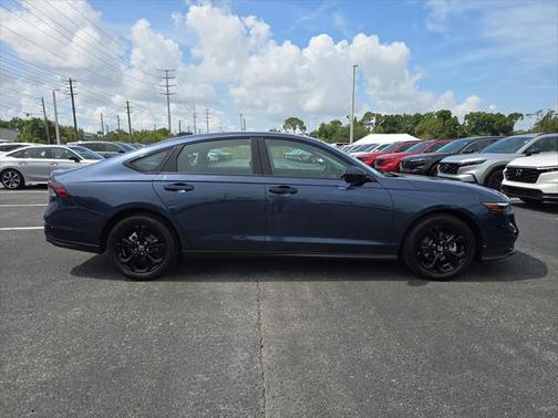 2025 Honda Accord Sport SE 1.5T