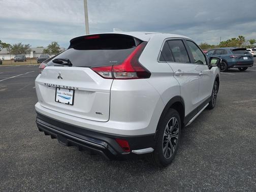 2022 Mitsubishi Eclipse Cross SE