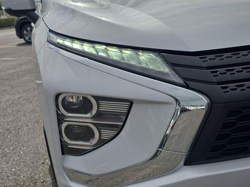 2022 Mitsubishi Eclipse Cross SE