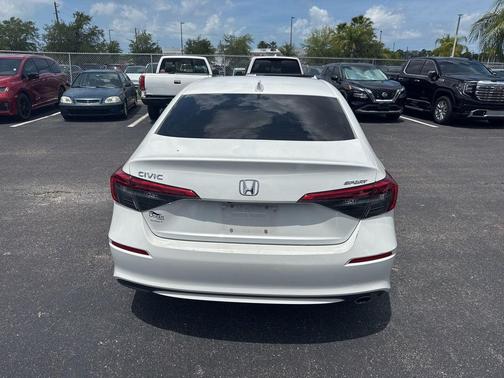 Platinum White Pearl 2024 Honda Civic Sport