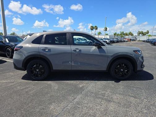 2026 Honda HR-V 2WD Sport