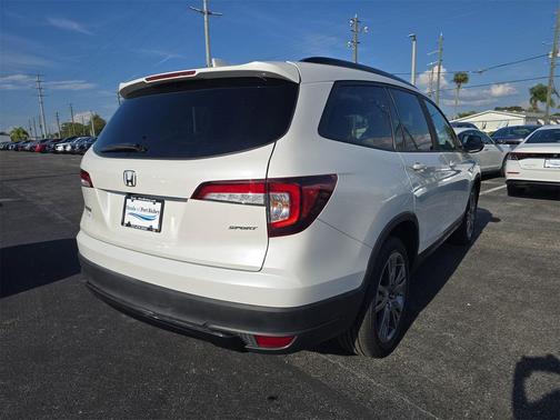 2022 Honda Pilot 2WD Sport
