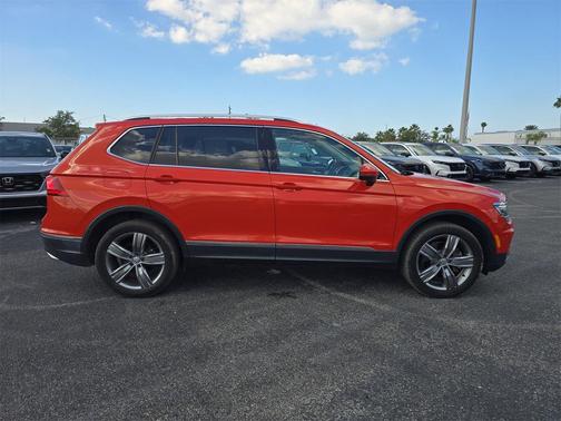 2018 Volkswagen Tiguan 2.0T SEL