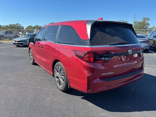 2025 Honda Odyssey Touring