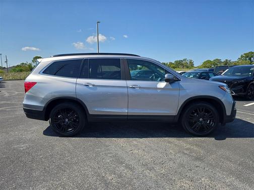2022 Honda Pilot AWD Special Edition