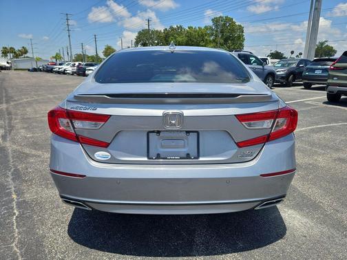 Lunar Silver Metallic 2019 Honda Accord Touring 2.0T