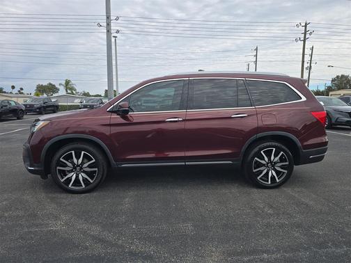 2022 Honda Pilot AWD Elite