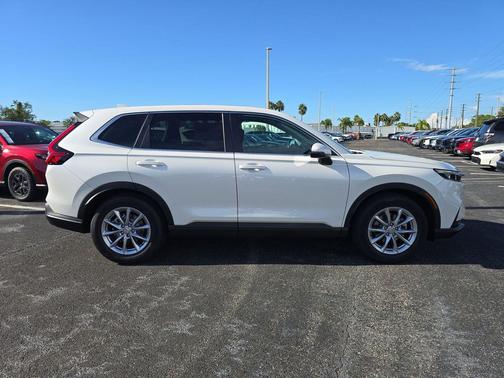 Platinum 2026 Honda CR-V EX 2WD