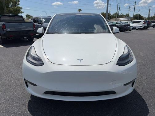 Pearl White Multi-Coat 2022 Tesla Model Y Performance Dual Motor All-Wheel Drive