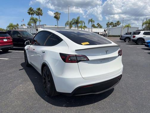 Pearl White Multi-Coat 2022 Tesla Model Y Performance Dual Motor All-Wheel Drive