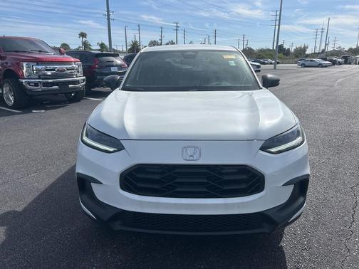2023 Honda HR-V 2WD Sport