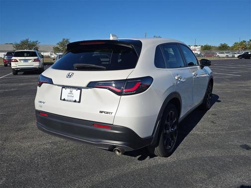 2023 Honda HR-V 2WD Sport