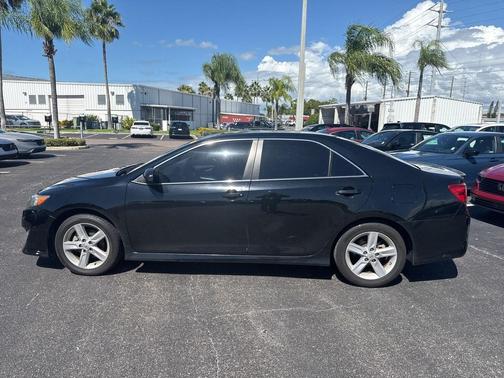 2013 Toyota Camry SE