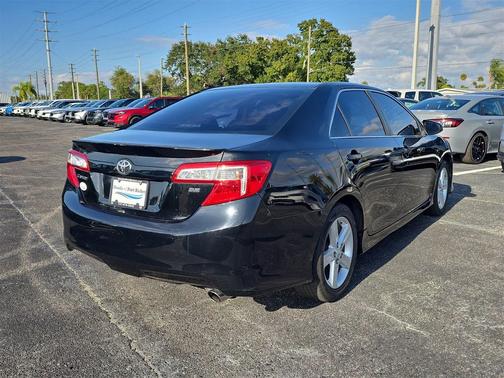 2013 Toyota Camry SE