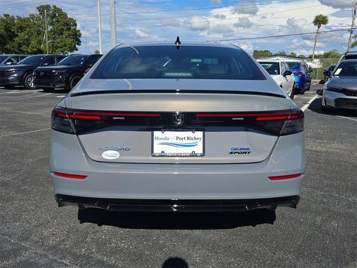 2025 Honda Accord Hybrid Base