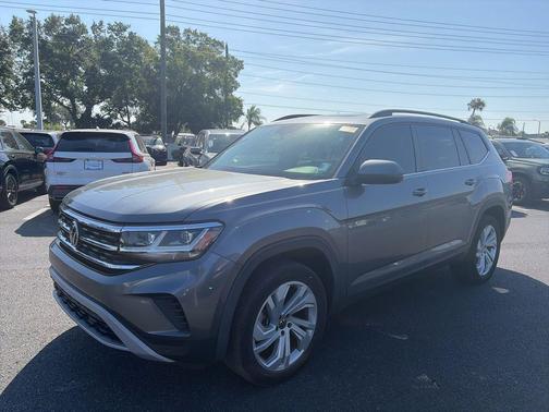 Platinum Gray Metallic 2021 Volkswagen Atlas 3.6L SE w/Technology