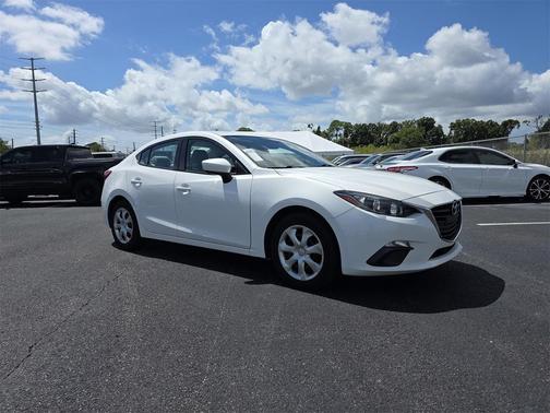 2015 Mazda Mazda3 i Sport