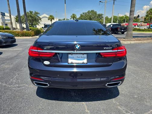 2019 BMW 750 i xDrive
