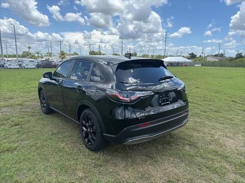 2025 Honda HR-V 2WD Sport