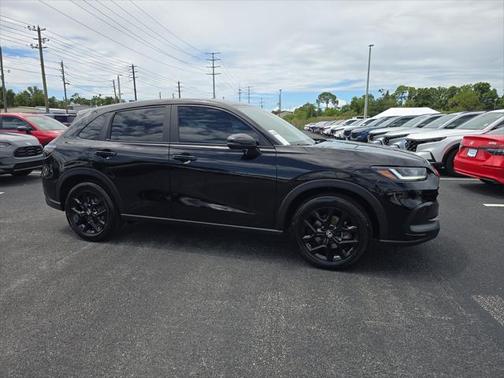 2025 Honda HR-V 2WD Sport