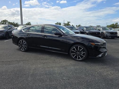 2025 Honda Accord Hybrid Touring