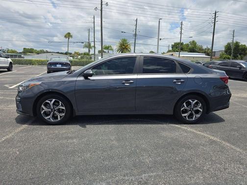 Gravity Gray 2021 Kia Forte LXS