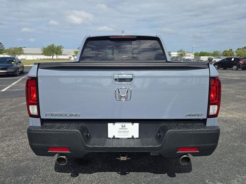 Sonic Gray Pearl 2023 Honda Ridgeline RTL