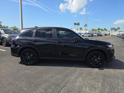 Crystal Black Pearl 2023 Honda HR-V 2WD Sport