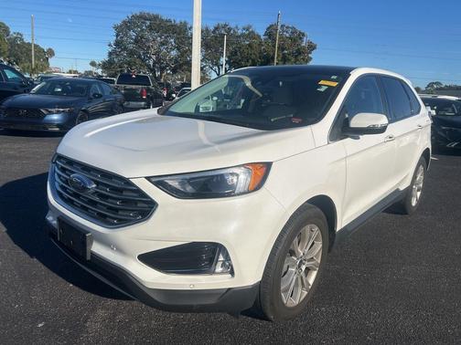 2023 Ford Edge Titanium