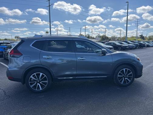 2018 Nissan Rogue SL