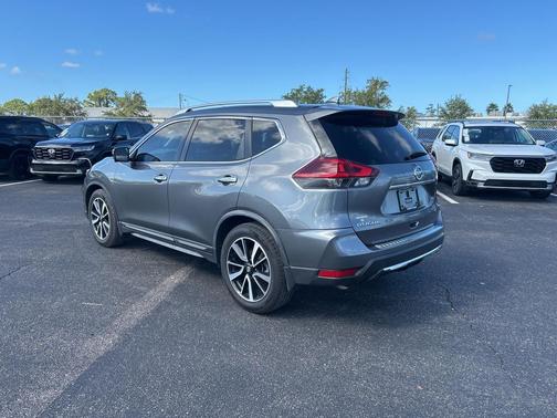 2018 Nissan Rogue SL