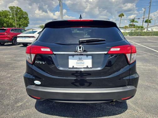 Crystal Black Pearl 2022 Honda HR-V EX