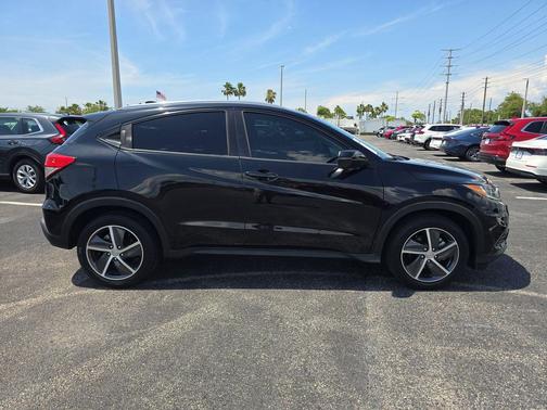 Crystal Black Pearl 2022 Honda HR-V EX