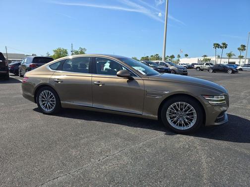 Valencia Gold 2023 Genesis G80 2.5T AWD