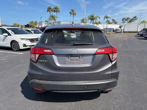 Grey 2018 Honda HR-V LX