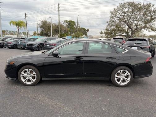 2025 Honda Accord LX 1.5T