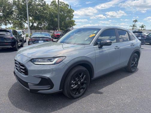 Urban Gray Pearl 2025 Honda HR-V 2WD Sport