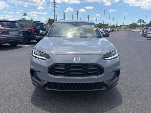 Urban Gray Pearl 2025 Honda HR-V 2WD Sport