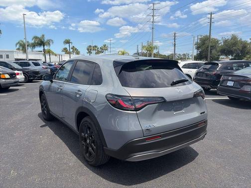 Urban Gray Pearl 2025 Honda HR-V 2WD Sport