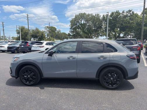 Urban Gray Pearl 2025 Honda HR-V 2WD Sport