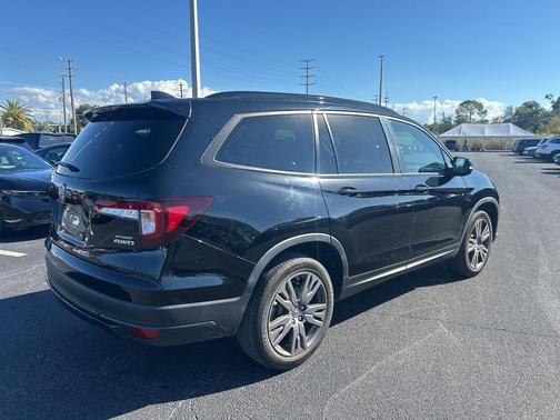 2022 Honda Pilot AWD Sport