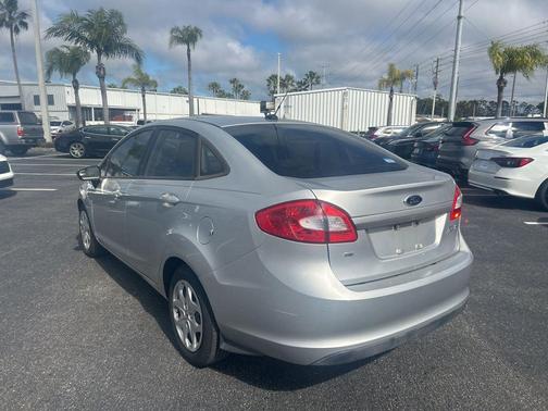 2012 Ford Fiesta SE
