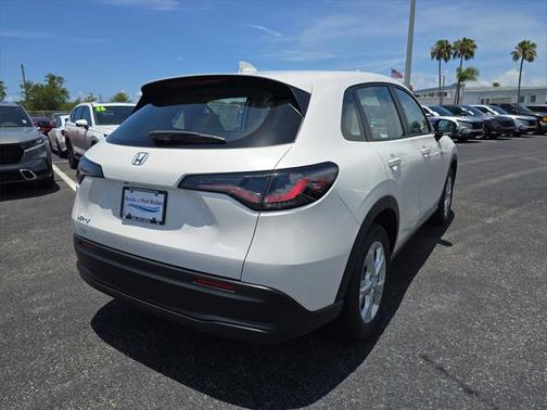 2025 Honda HR-V LX